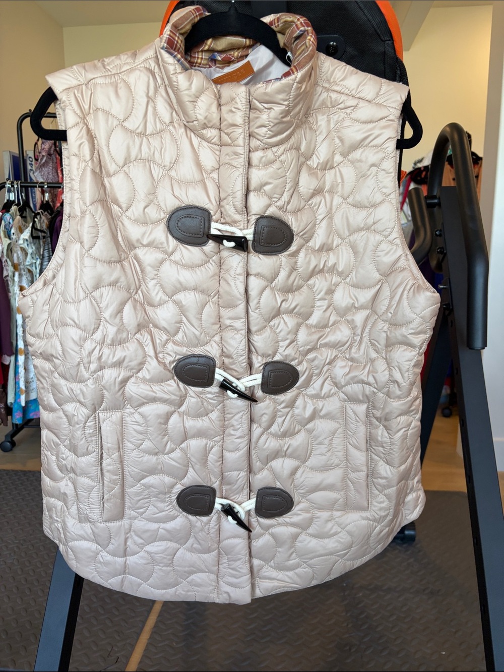 Umgee Quilted Toggle Vest in Cream with Brown Accents